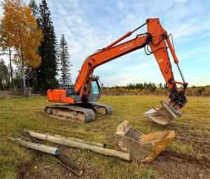 Hitachi ZX180, Rototilt, 3 kauhaa, koura