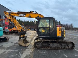 JCB JZ 140 / Engcon, 4 kauhaa, Pienet tunnit!