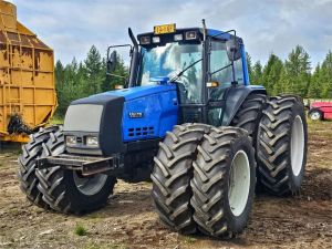 Valtra 6400