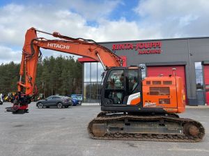 Hitachi ZX 225 US R LC-7 / 3D, Rototilt, Rasvari, Lämmitin
