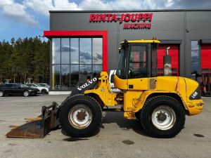 Volvo L 40 B TP / Kauha, Trukkipiikit, hyvät renkaat!