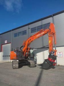 HITACHI ZX 225 USR LC