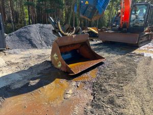 Kallistuva Luiskakauha 1700mm NTP20