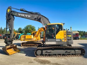 Volvo ECR235EL PYÖRITTÄJÄLLÄ