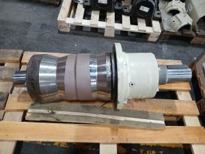 METSO käyttöakselipaketti G11, GP200, GP220,GP300, GP300s, GP330, GP500, GP550 yms
