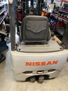 NISSAN L130, Electric trucks / counterbalanced lift