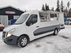 Nissan NV 400 Food Truck Gilli/Katukeittiö auto