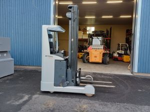 STILL FM-X17 työntömastotrukki, Truckar / skjutstativ