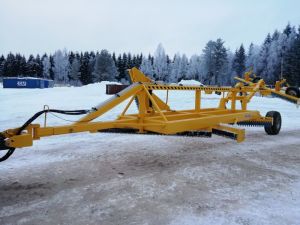 TIELANA HYDRAULIKÄYTTÖINEN Kivisampo , Plogningsmaskiner