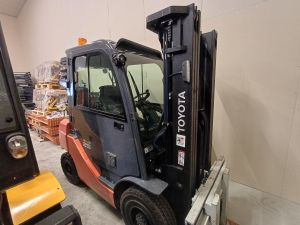 TOYOTA 25 kaasutrukki, Liquid gas trucks