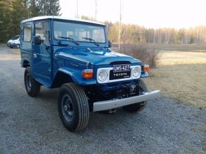 TOYOTA BJ42, Cross country cars