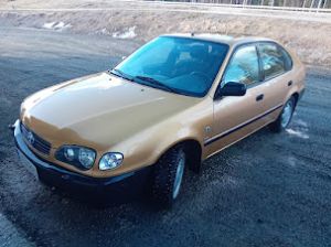 TOYOTA Corolla LB 1.4 bensa, Personbilar