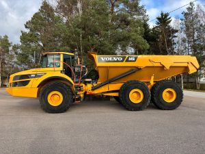 VOLVO A45G + YLÄPERÄLAUTA + RASVARI + RENKAAT 70% + VAHVISTETTU LAVA