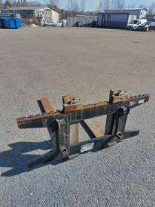 VOLVO BM Trukkipiikit 1600, Other