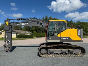 VOLVO EC140ELM + METSÄALUSTAINEN + 900MM TELAT + KAHDET HYDRAULIIKAT PROBONA
