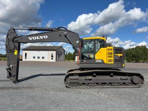 VOLVO ECR355EL + 700MM TELAT + KAHDET LISÄHYDRAULIIKAT + VARUSTELU TOIVEITTESI MUKAAN