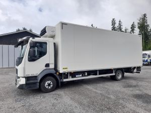 Volvo FL 210    umpikori Carrier Xarios 600