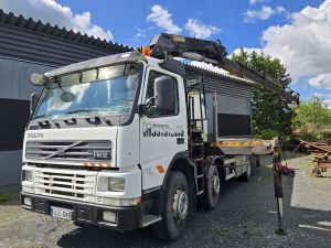 VOLVO FM 12 340 8X2R/56, Vaihtolava- ja tasonostoautot, 4-akselinen