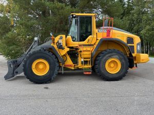 VOLVO L150H + PITKÄAISA + PIKALIITIN + CDC + LISÄVASTAPAINO + TAMTRON VAAKA