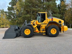 VOLVO L180H + BSS + RASVARI + TAMTRON VAAKA + V-KÄRKIKAUHA + EBERI