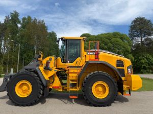 VOLVO L180H + PIKALIITIN + LISÄHYDRAULIIKKA + BSS + RASVARI + CDC-VIPUOHJAUS + TAMTRON