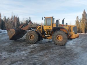 Volvo L220E, Pyöräkuormaajat