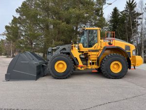 VOLVO L260H + STAGE 5 + BSS + CDC-VIPUOHJAUS + EBERI +  LISÄVASTAPAINO 