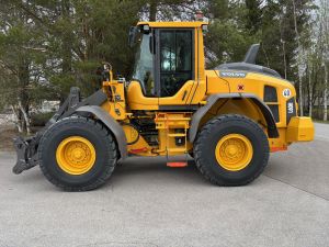 VOLVO L60H + PIKALIITIN + LISÄHYDRAULIIKKA + BSS + CDC-VIPUOHJAUS + 100% RENKAAT